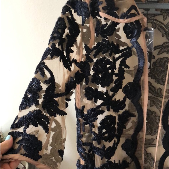 NEW** Garcia Lace Kimono - Picture 5 of 6